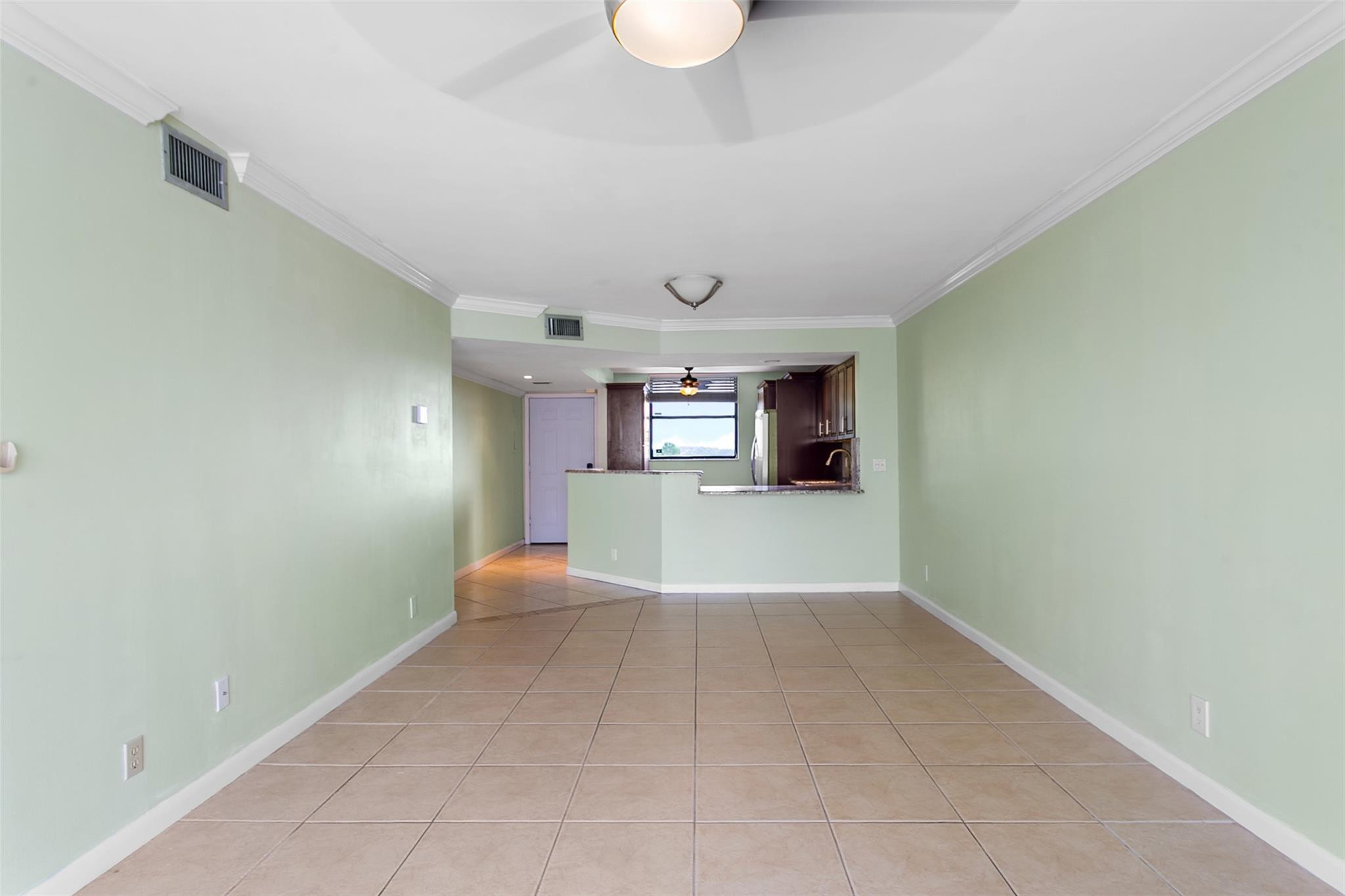 115 Lake Emerald Drive 307