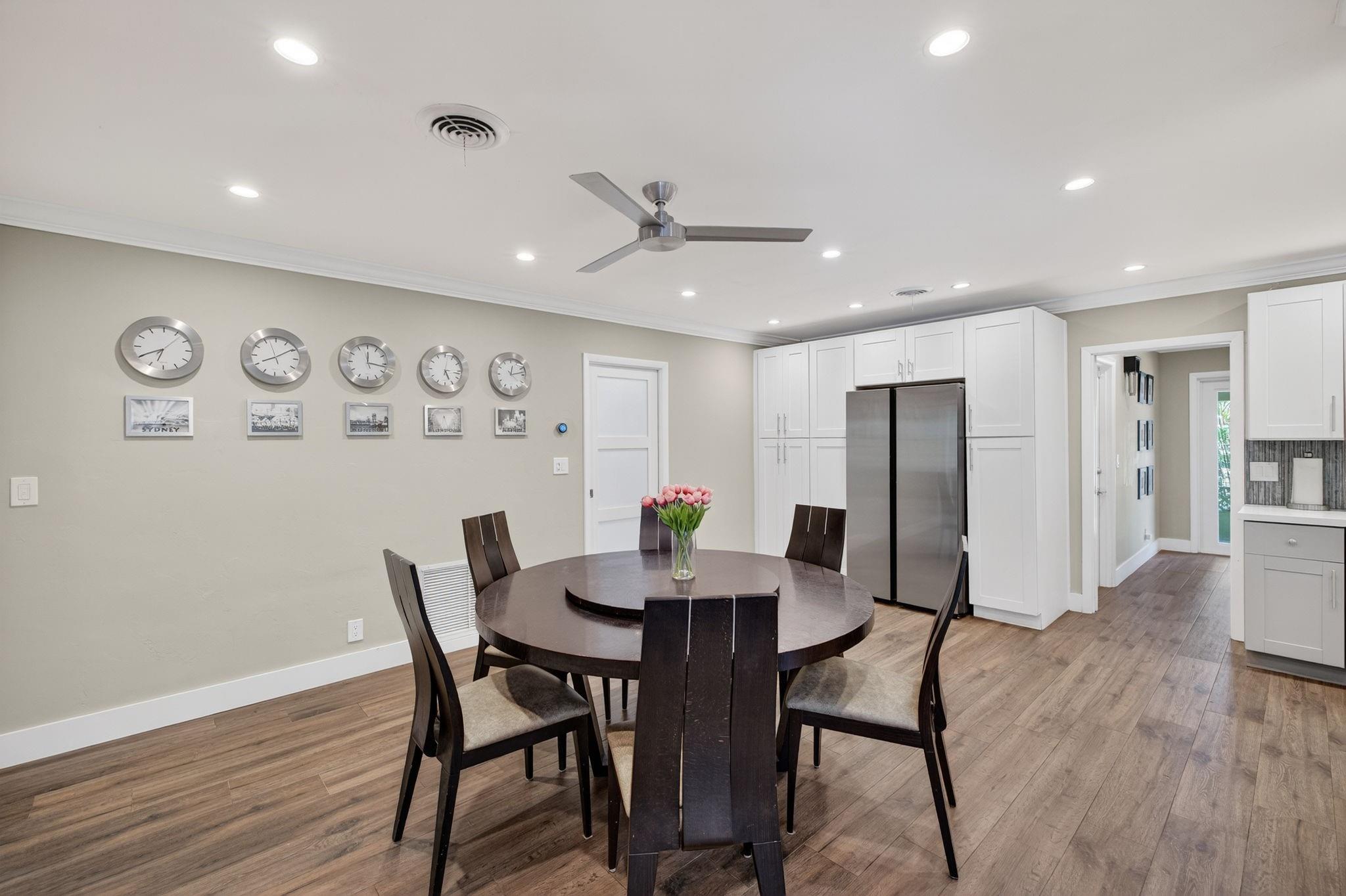380 NW 35th Ct