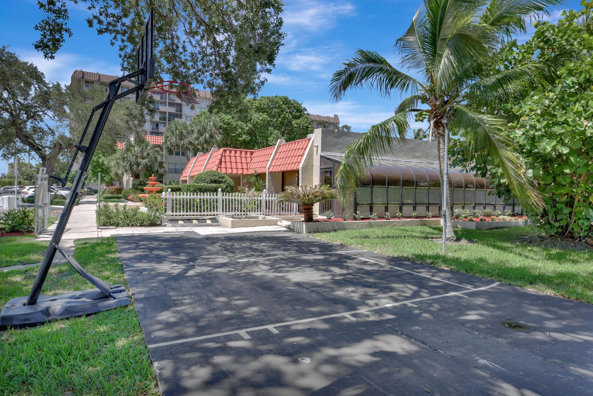 777 S Federal Hwy PH12