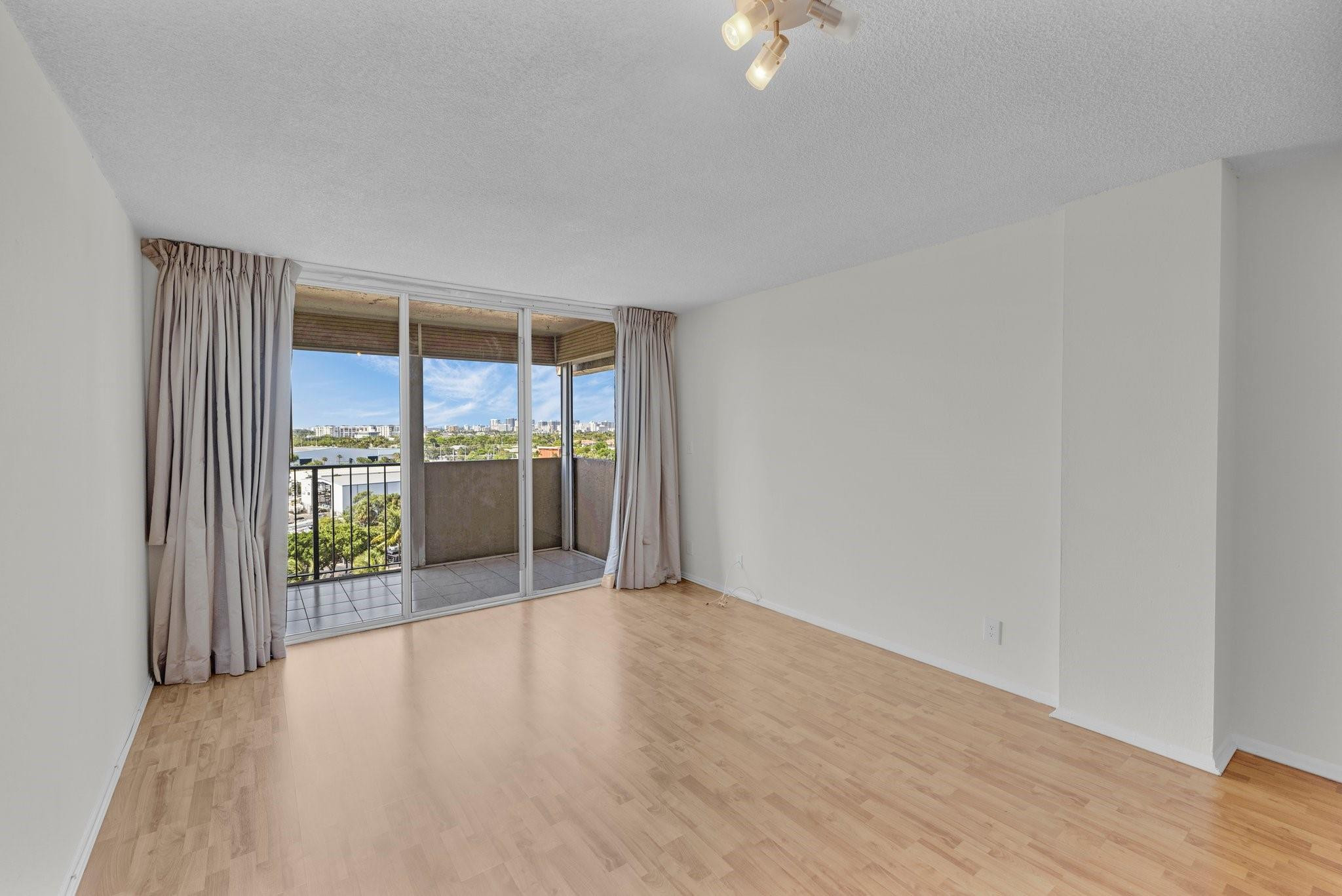 777 S Federal Hwy PH12