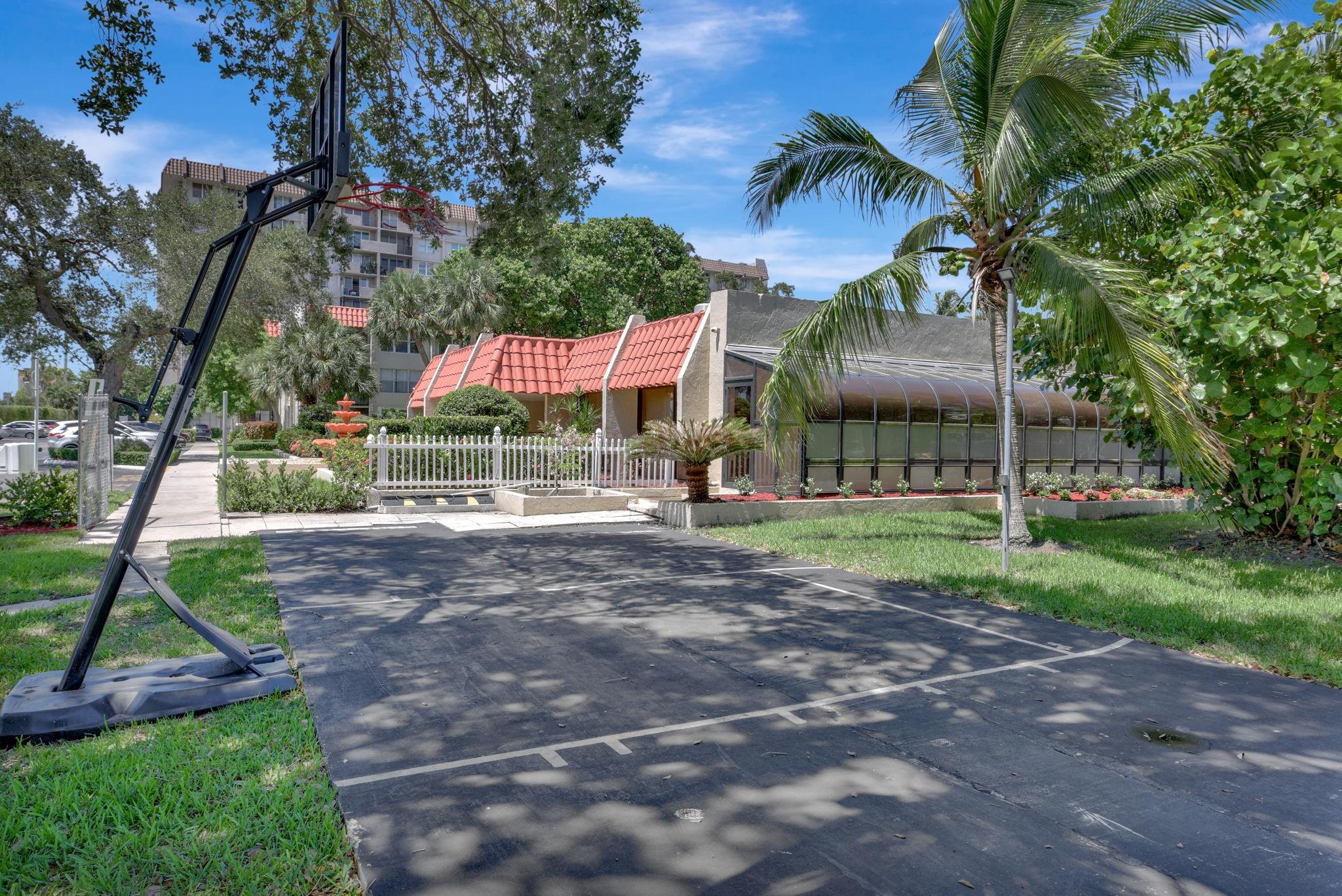 777 S Federal Hwy PH12