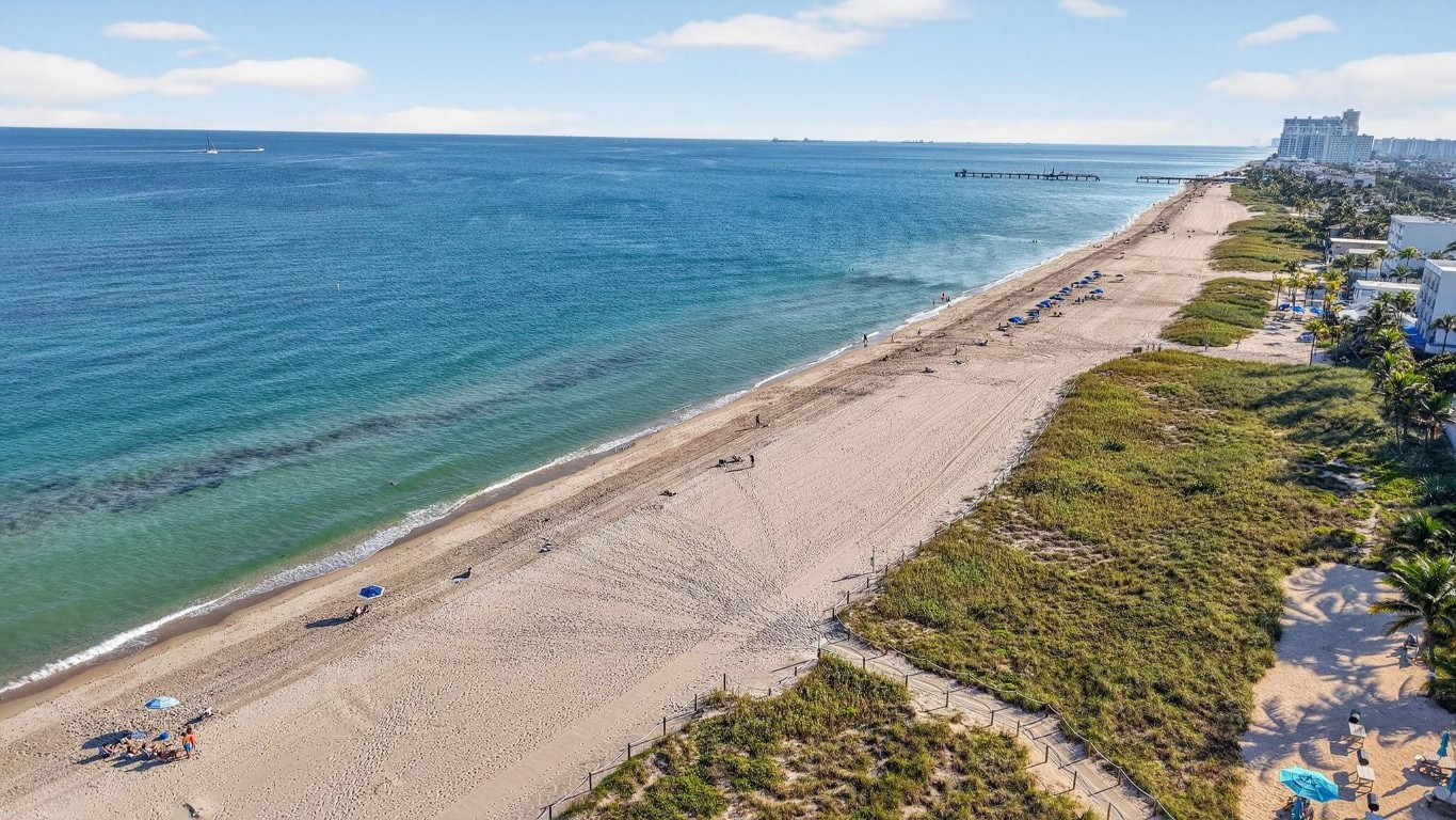 4900 N Ocean Boulevard 302, Lauderdale-By-The-Sea Unit: 302