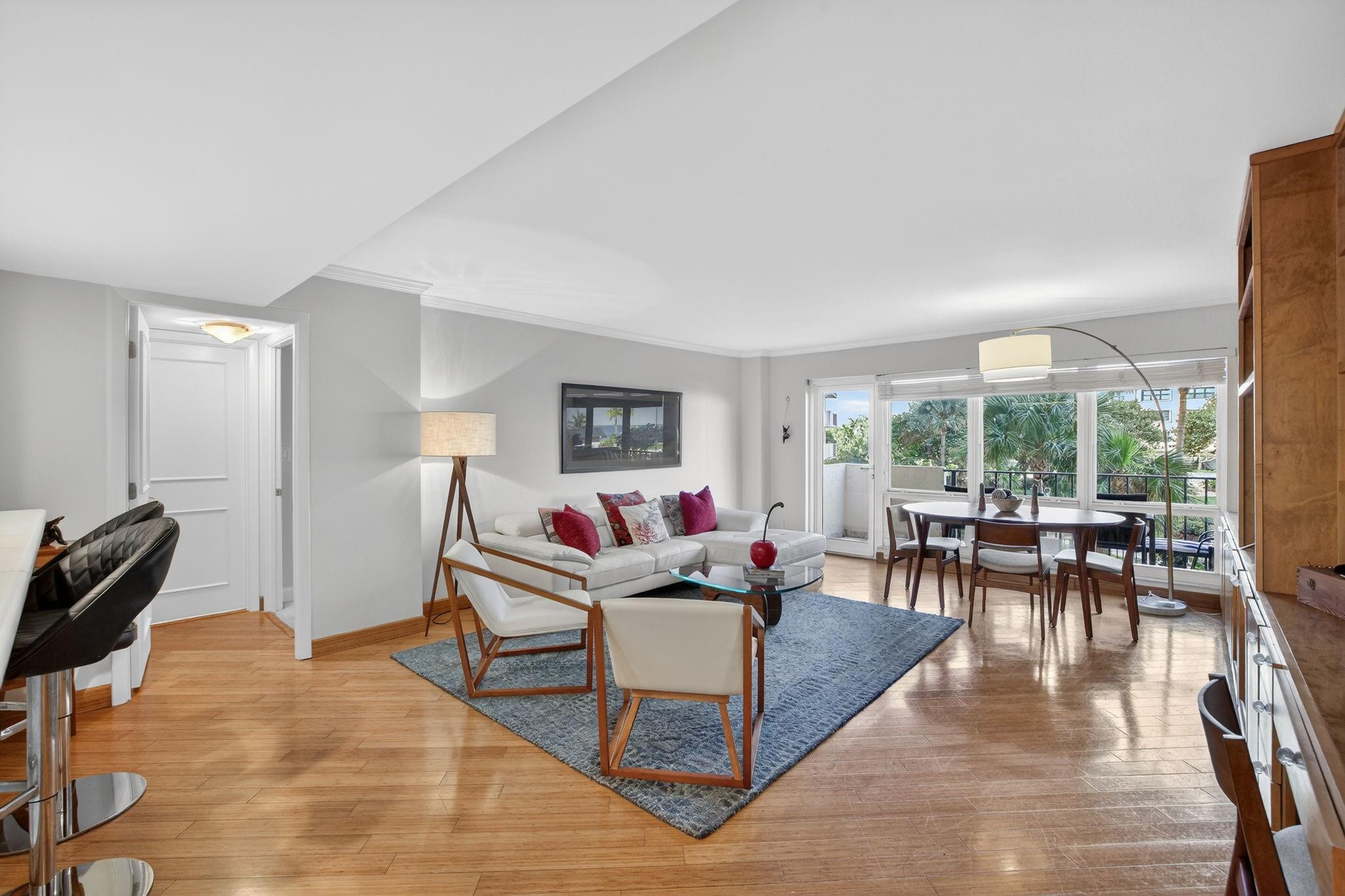 4900 N Ocean Boulevard 302, Lauderdale-By-The-Sea Unit: 302