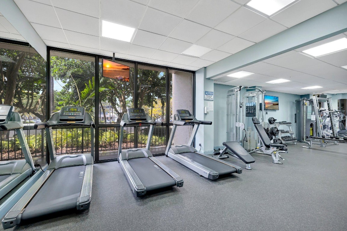 4900 N Ocean Boulevard 302, Lauderdale-By-The-Sea Unit: 302
