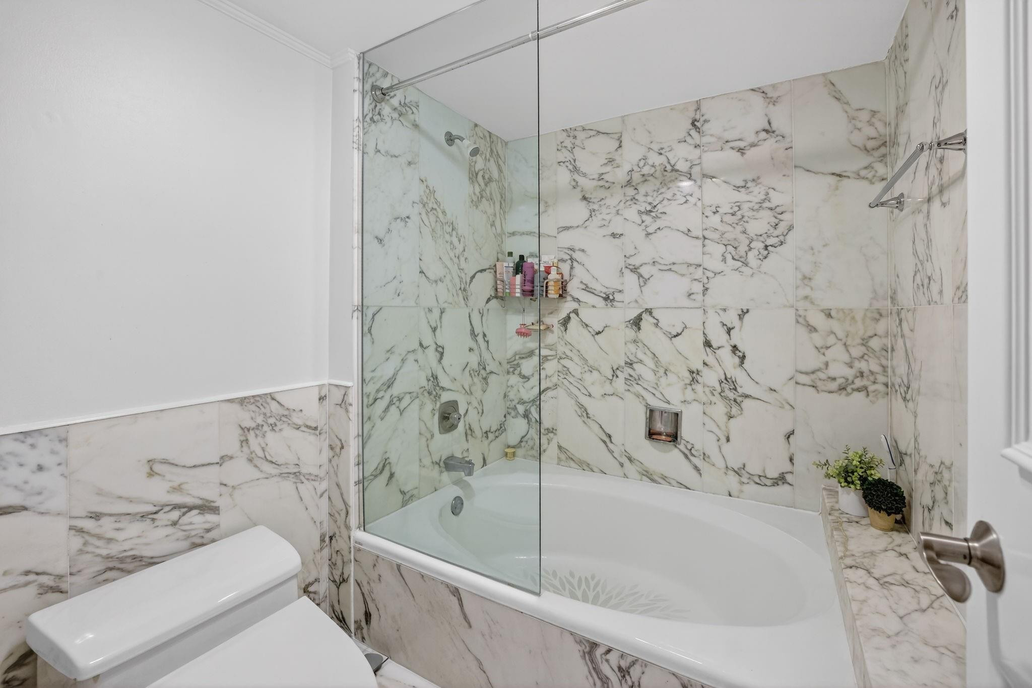 4900 N Ocean Boulevard 302, Lauderdale-By-The-Sea Unit: 302