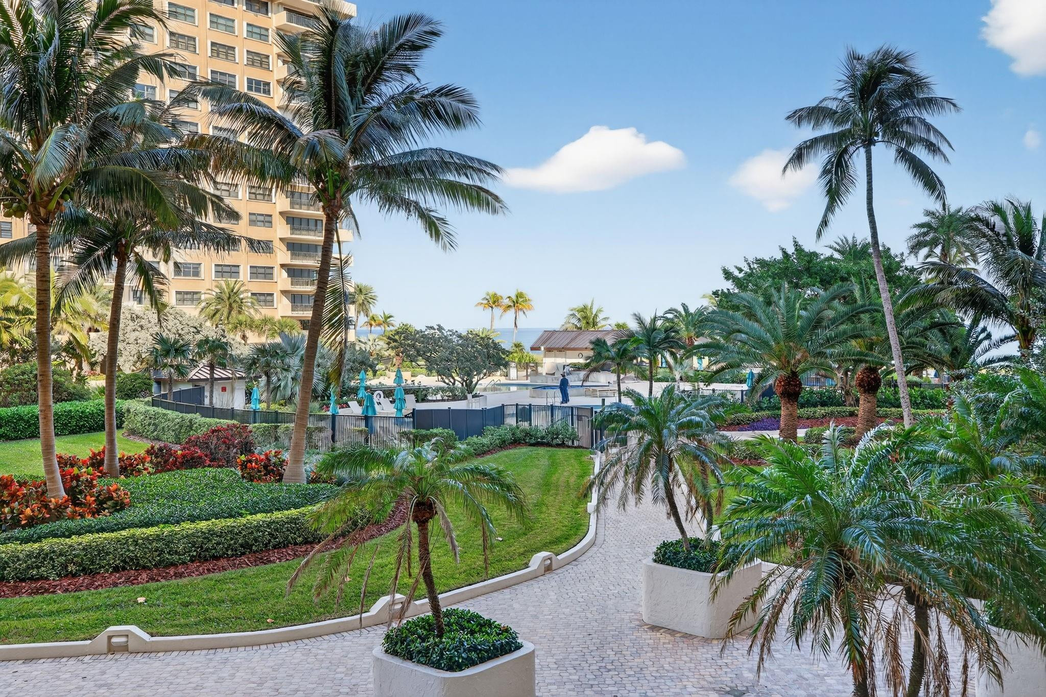 4900 N Ocean Boulevard 302, Lauderdale-By-The-Sea Unit: 302