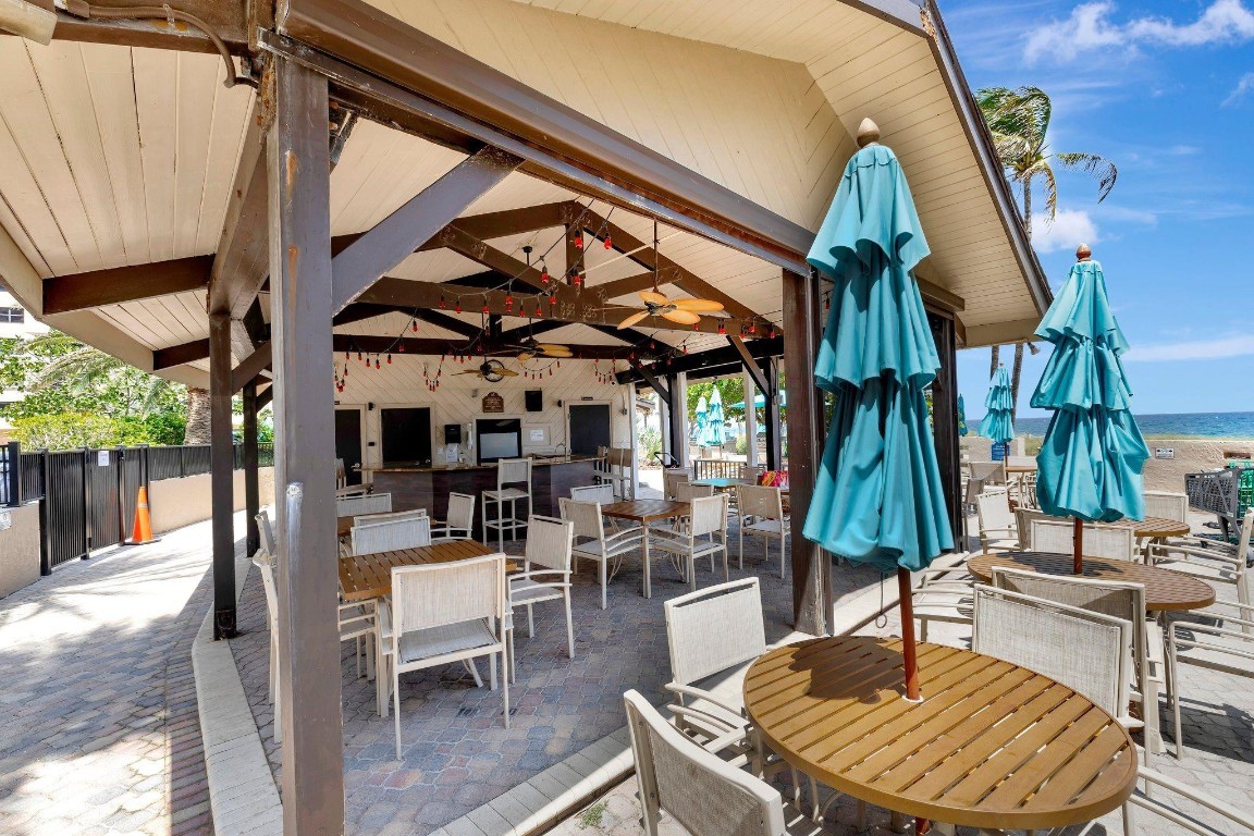 4900 N Ocean Boulevard 302, Lauderdale-By-The-Sea Unit: 302