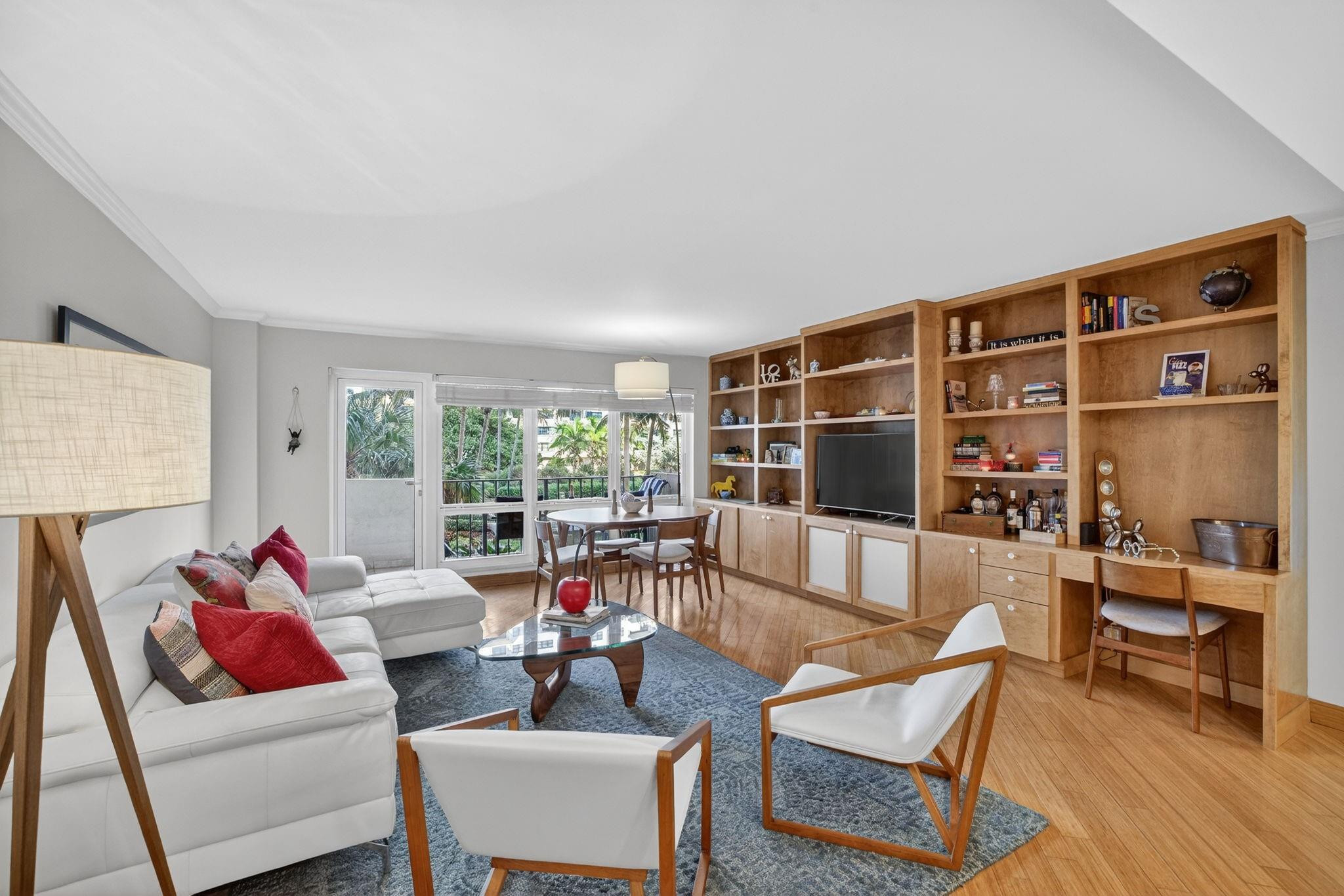 4900 N Ocean Boulevard 302, Lauderdale-By-The-Sea Unit: 302