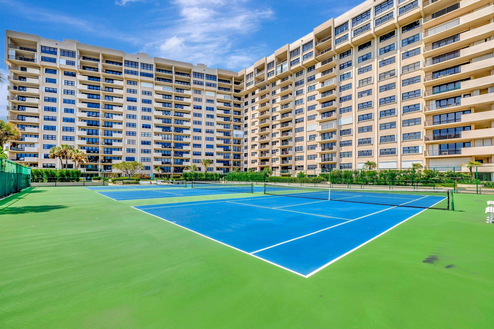 4900 N Ocean Boulevard 302, Lauderdale-By-The-Sea Unit: 302