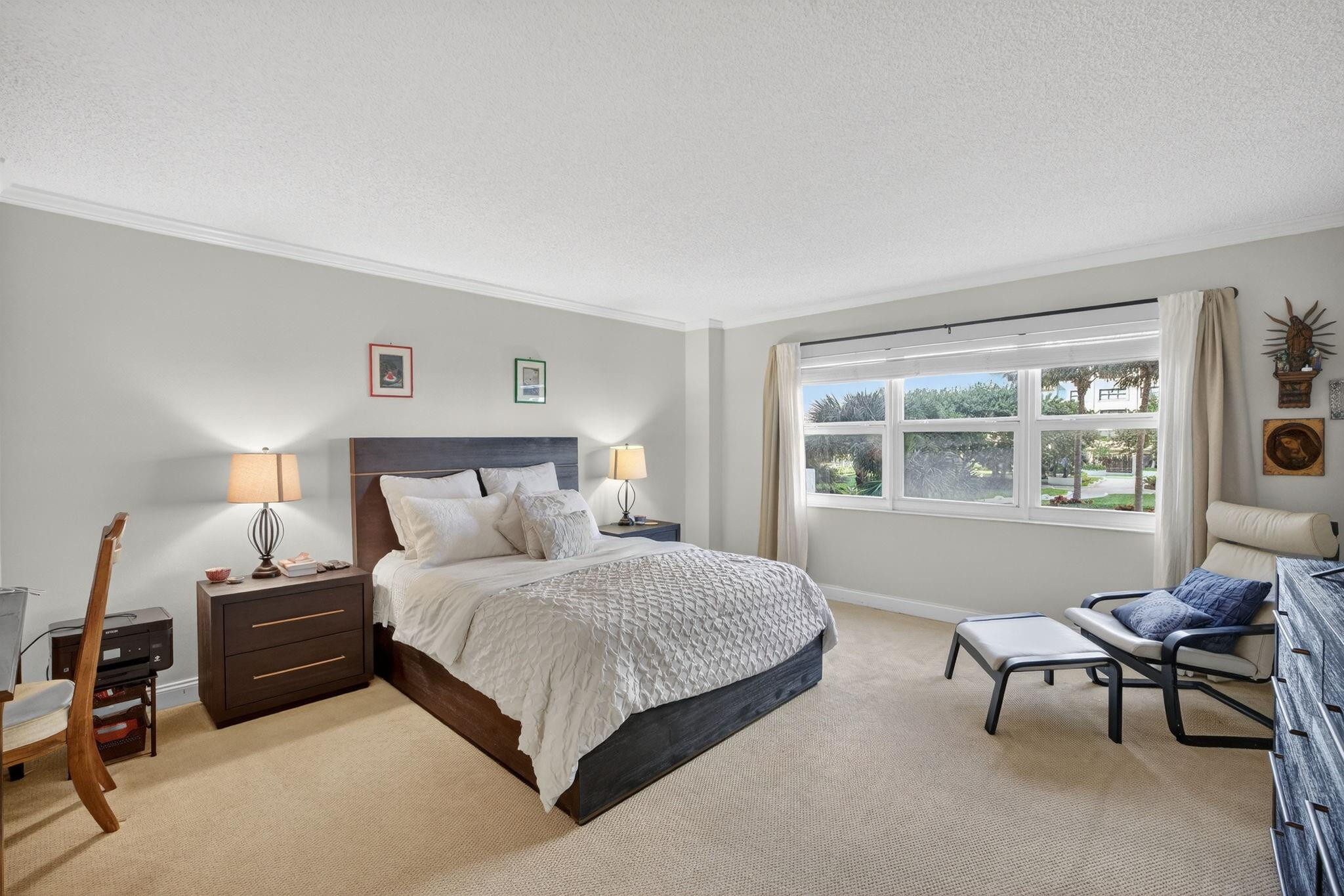 4900 N Ocean Boulevard 302, Lauderdale-By-The-Sea Unit: 302