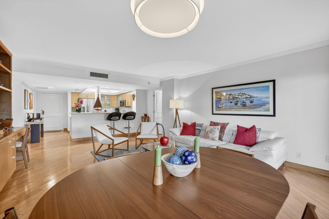 4900 N Ocean Boulevard 302, Lauderdale-By-The-Sea Unit: 302