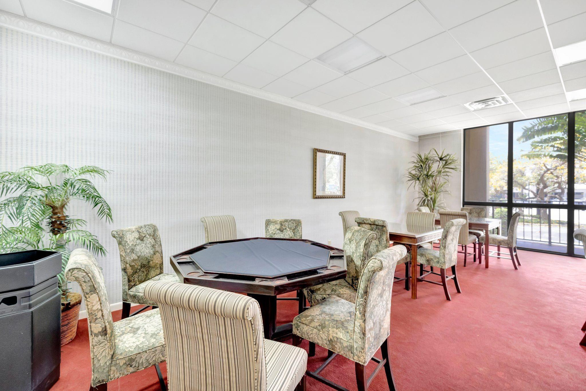 4900 N Ocean Boulevard 302, Lauderdale-By-The-Sea Unit: 302