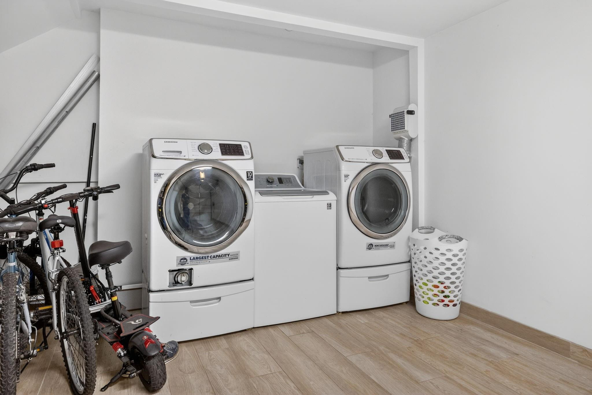 3000 NE 8th Terrace B4