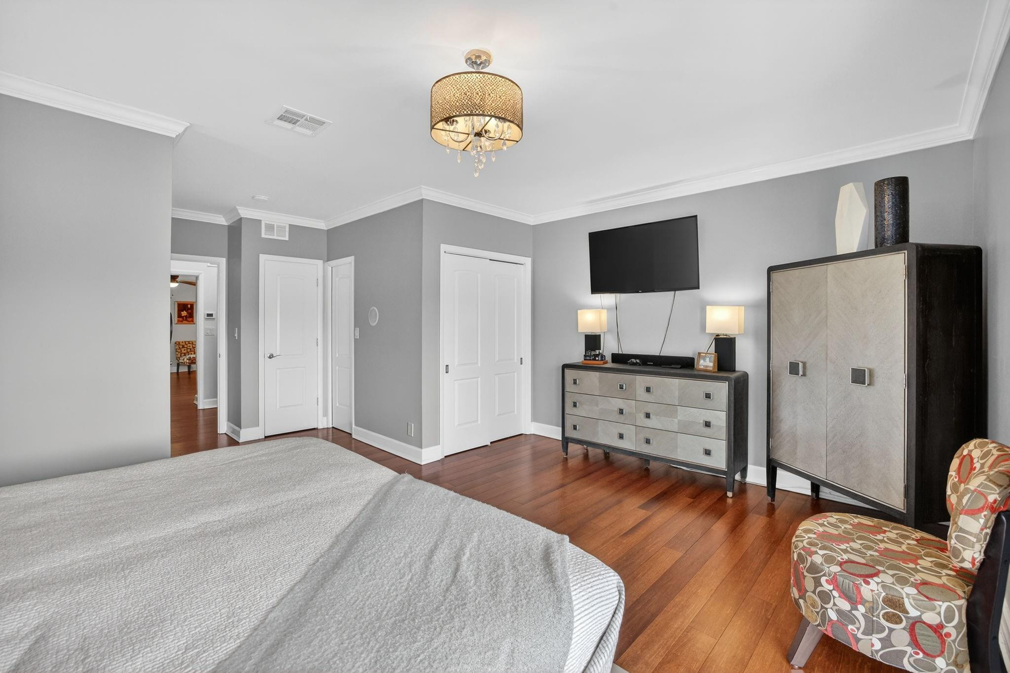 3000 NE 8th Terrace B4