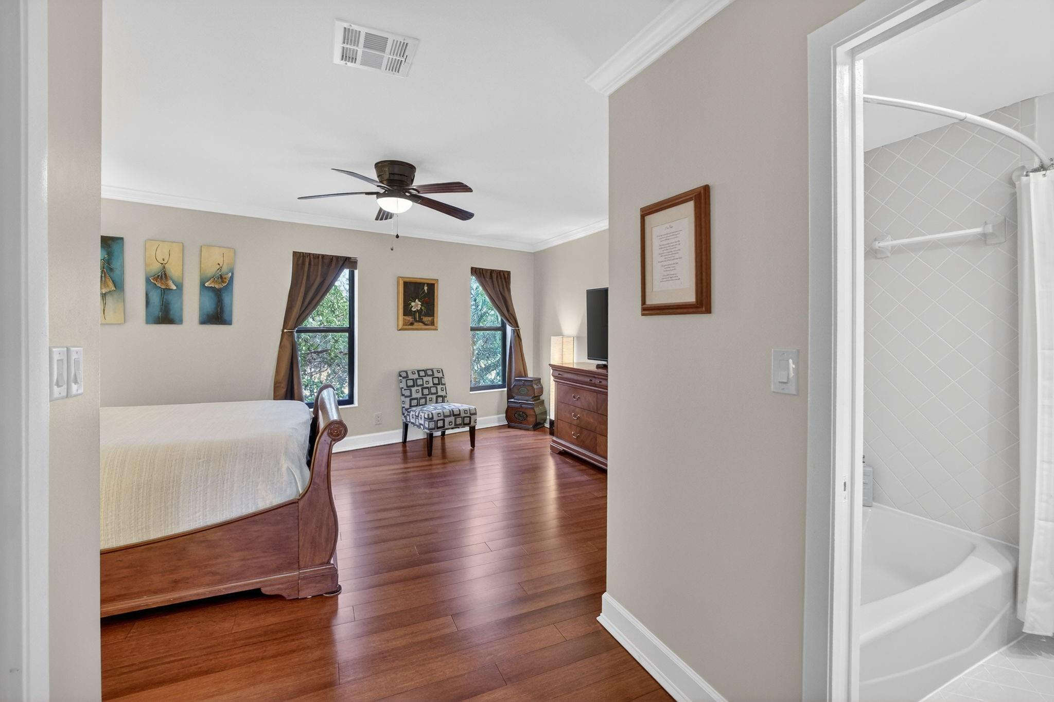 3000 NE 8th Terrace B4