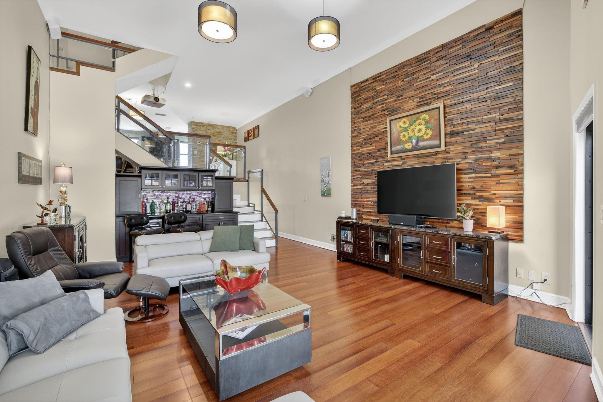 3000 NE 8th Terrace B4