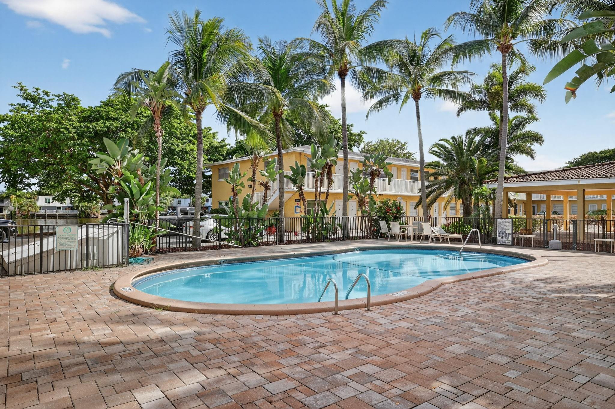 4051 NE 13th Avenue 77-3