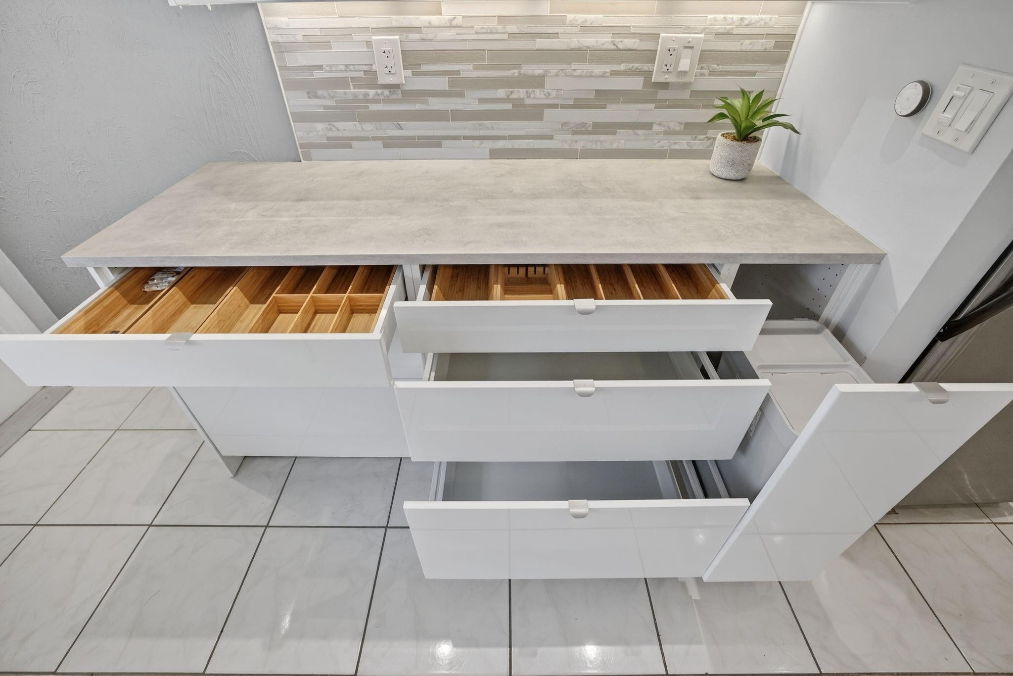 4051 NE 13th Avenue 77-3