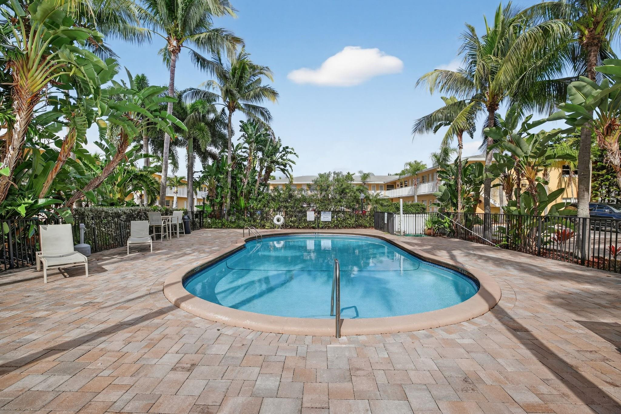 4051 NE 13th Avenue 77-3