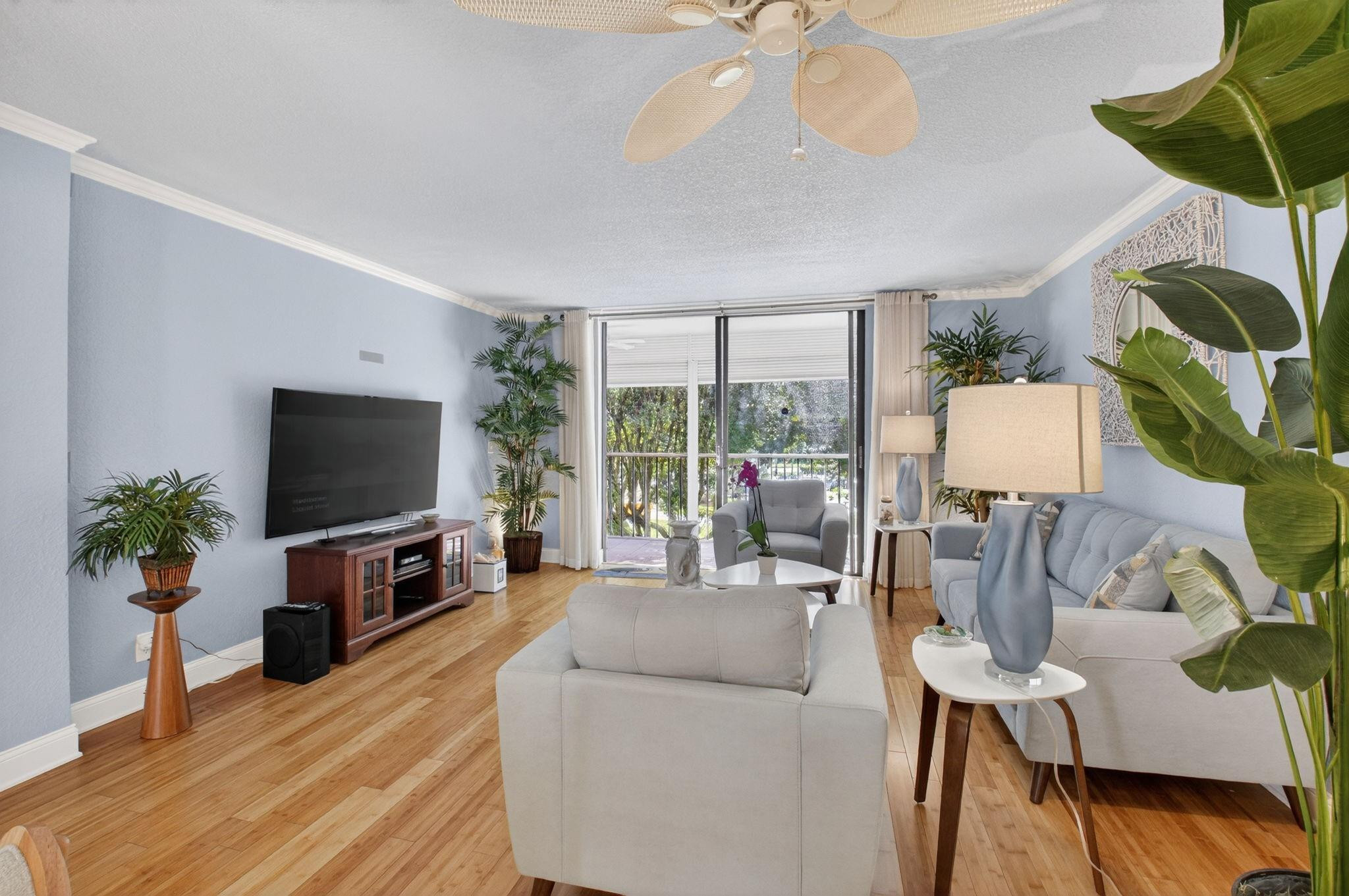 5250 Las Verdes Circle 313