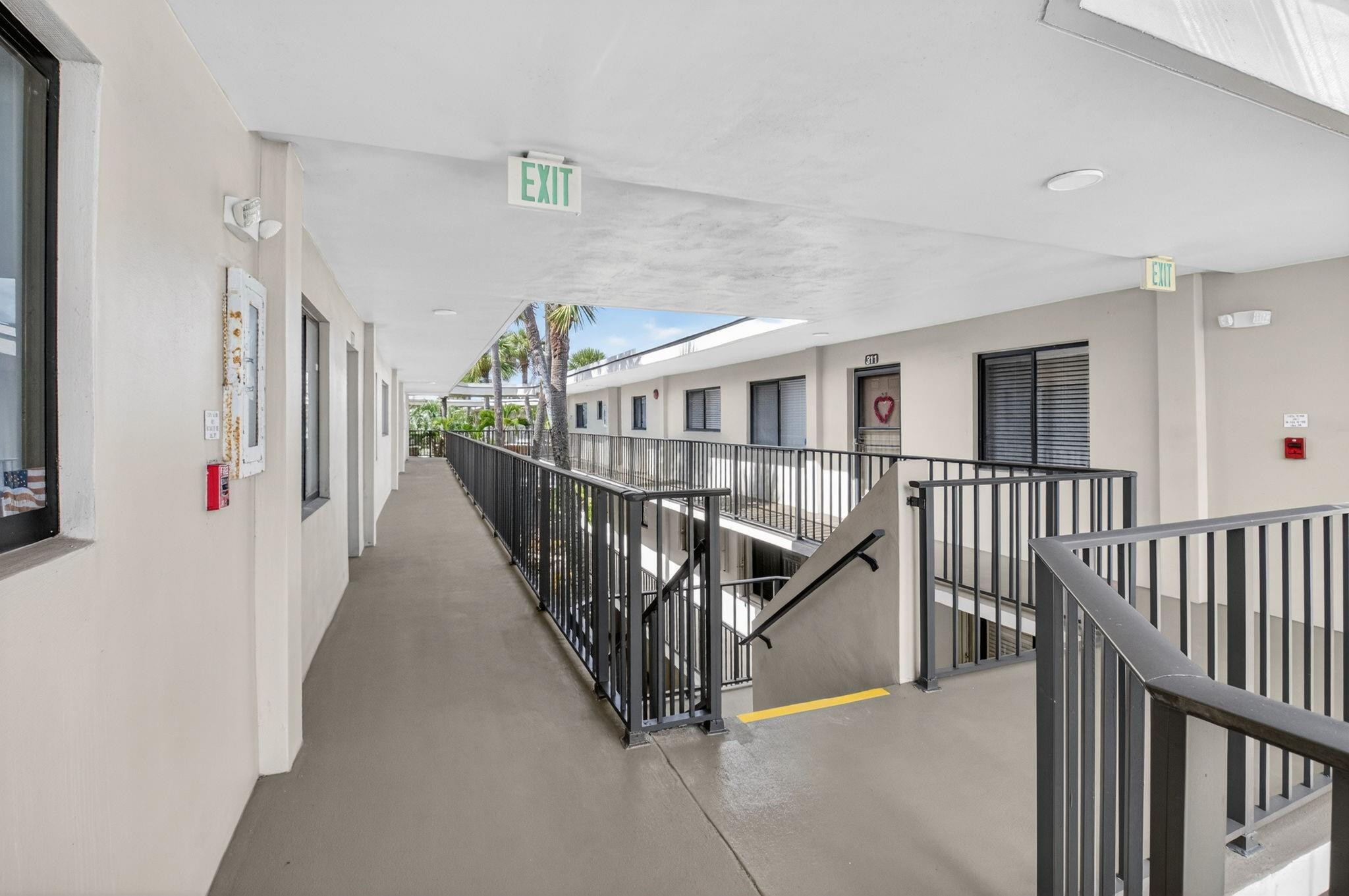 5250 Las Verdes Circle 313