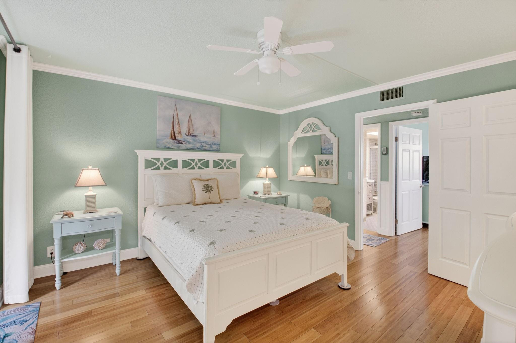 5250 Las Verdes Circle 313