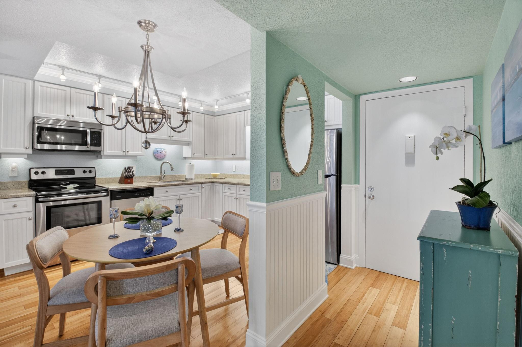 5250 Las Verdes Circle 313