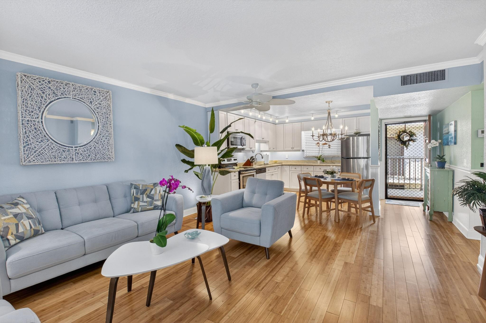 5250 Las Verdes Circle 313