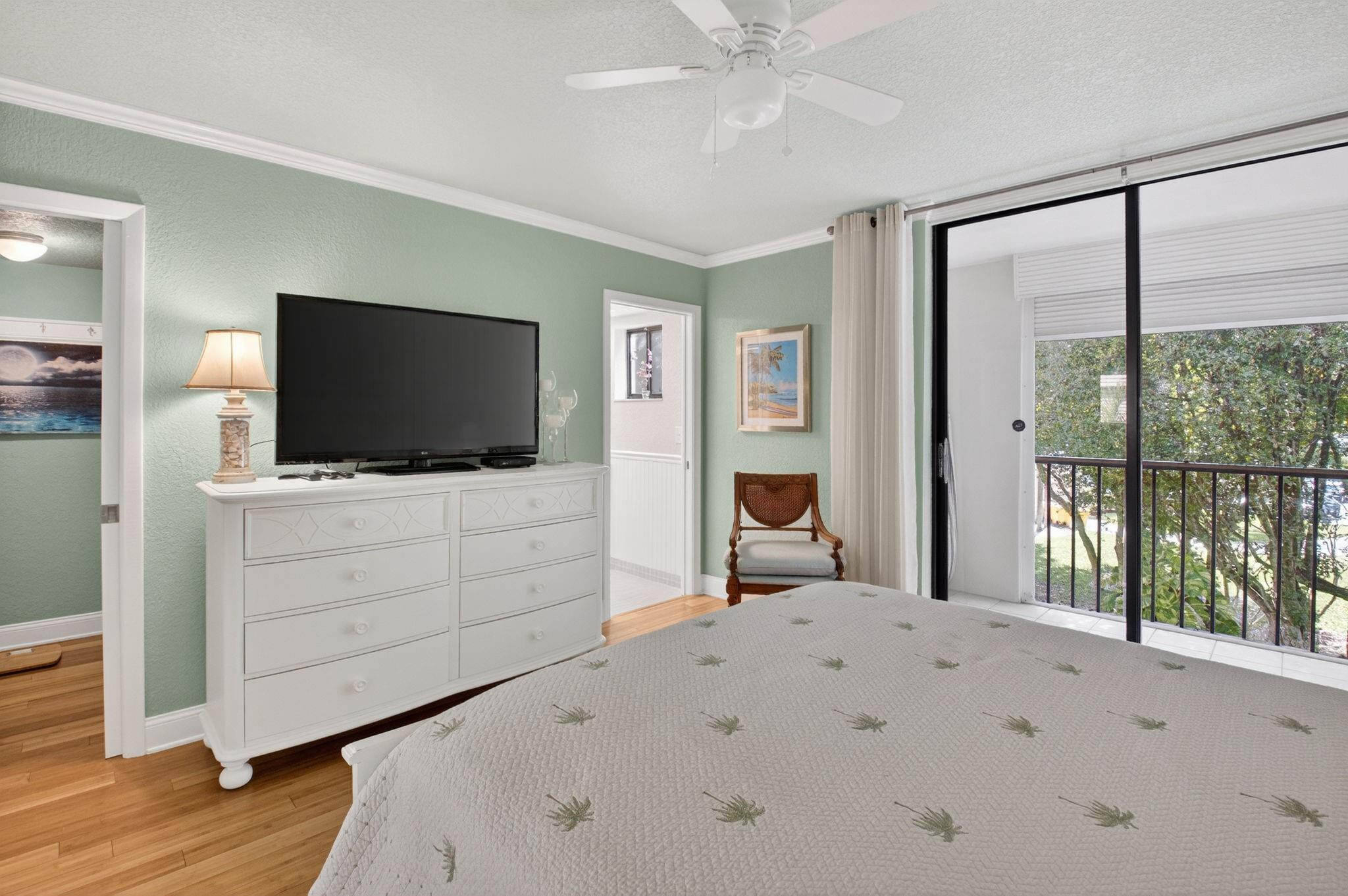 5250 Las Verdes Circle 313