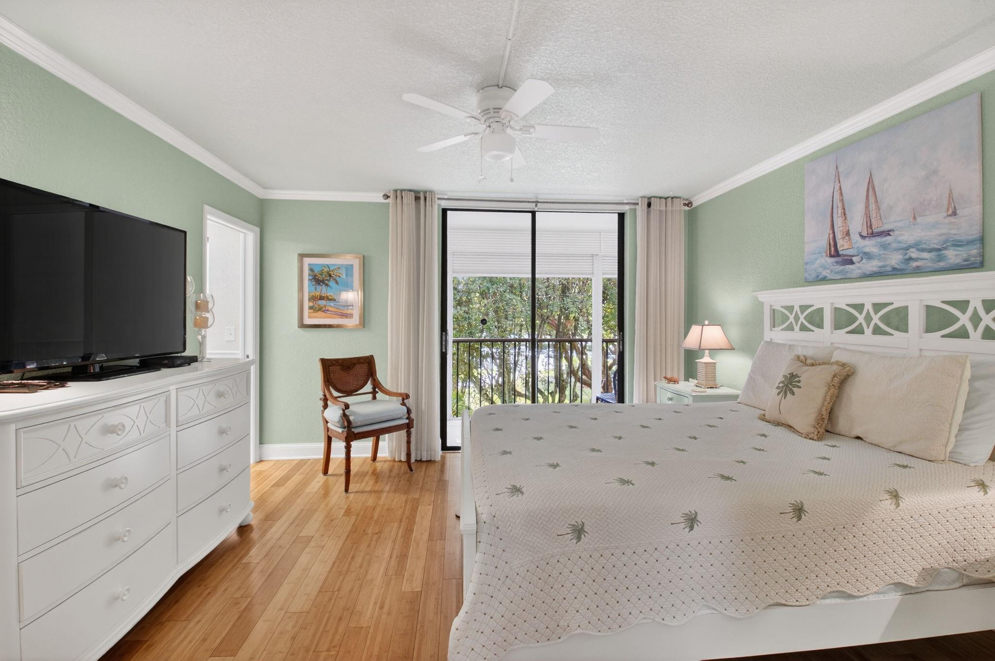 5250 Las Verdes Circle 313