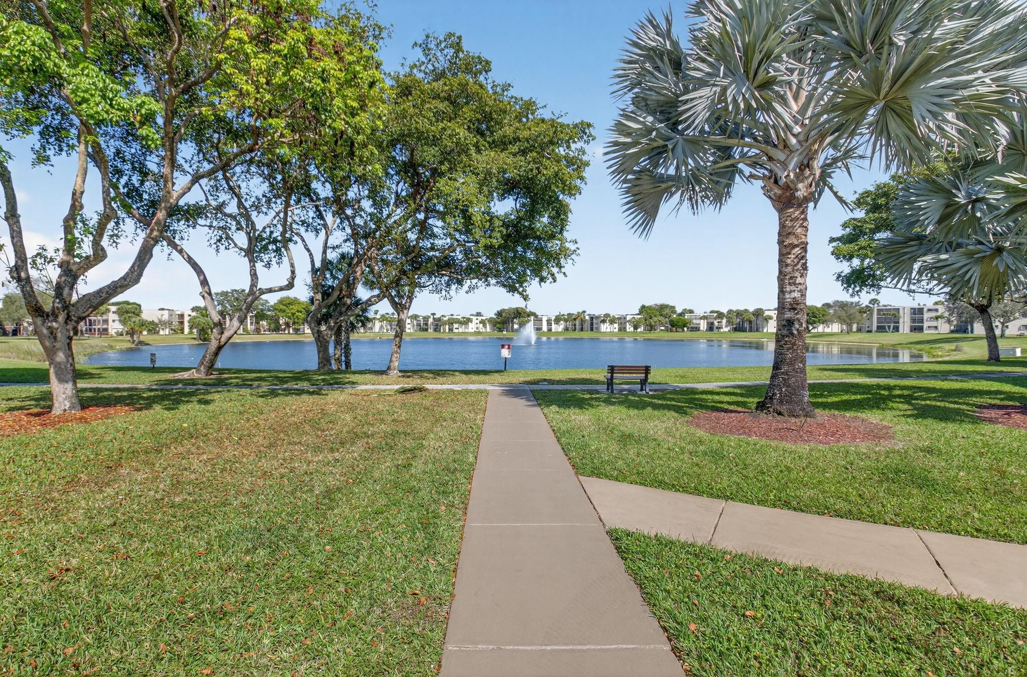 5250 Las Verdes Circle 313