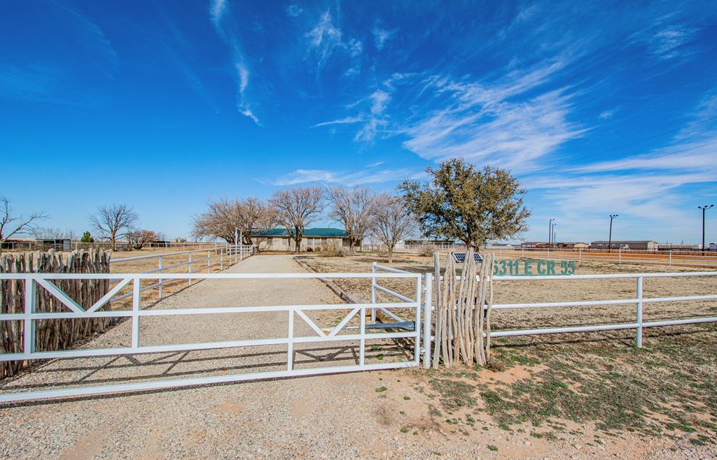 6311 E County Rd 55