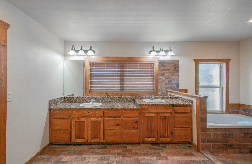 6311 E County Rd 55