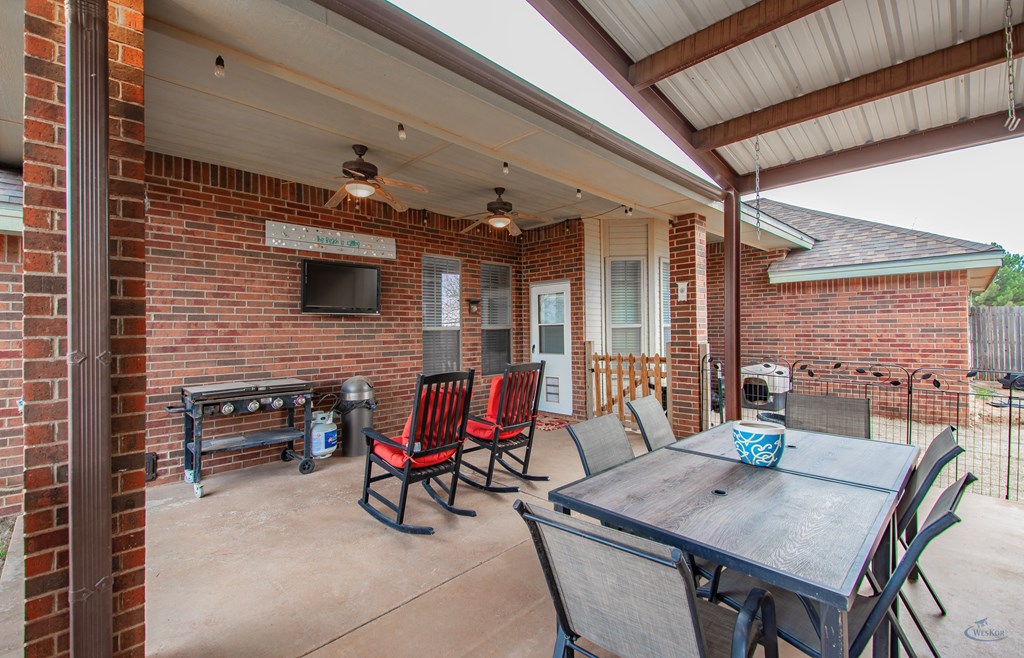 10407 E County Rd 102