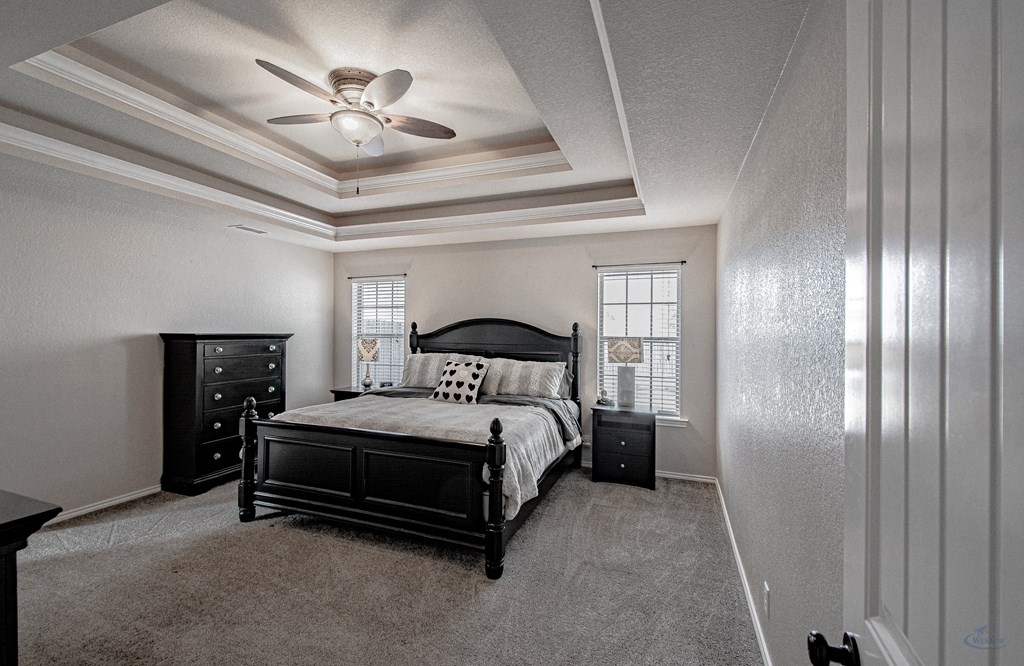 10407 E County Rd 102