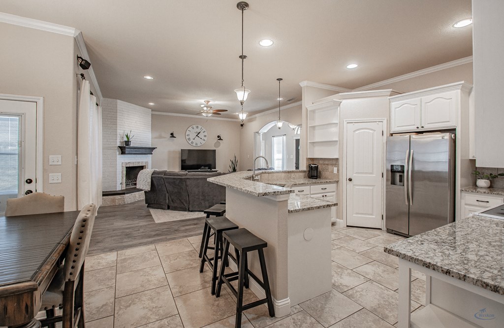 10407 E County Rd 102