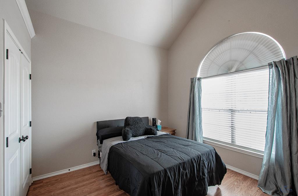 10407 E County Rd 102