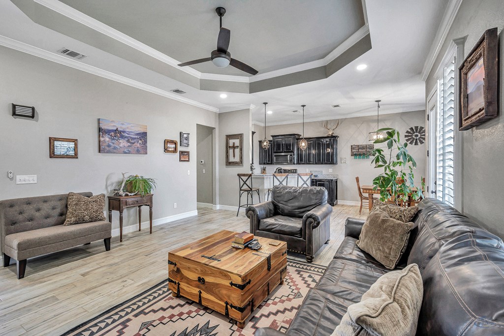 2432 S County Rd 1040