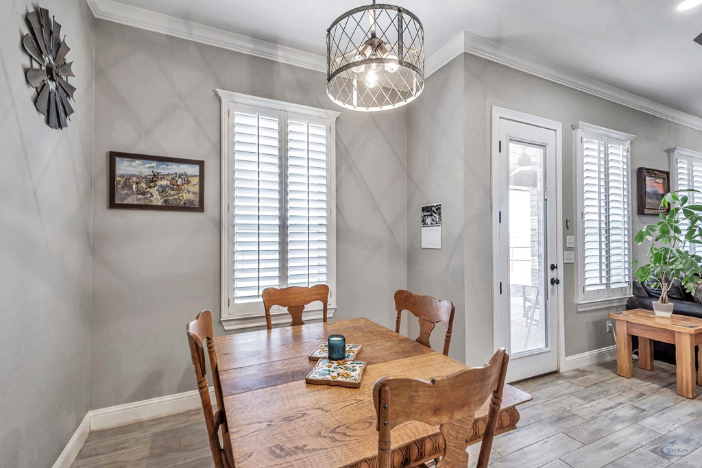 2432 S County Rd 1040