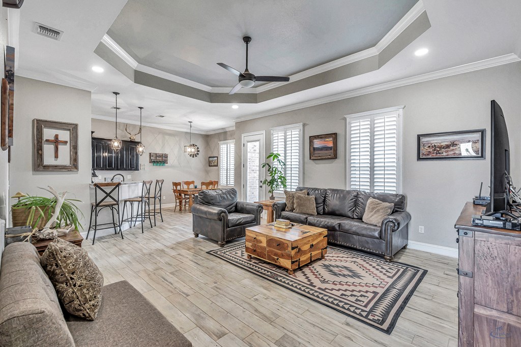 2432 S County Rd 1040