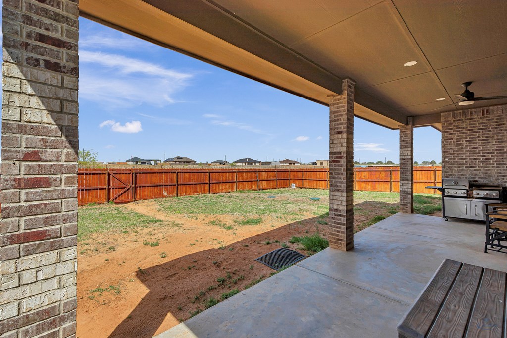 2432 S County Rd 1040