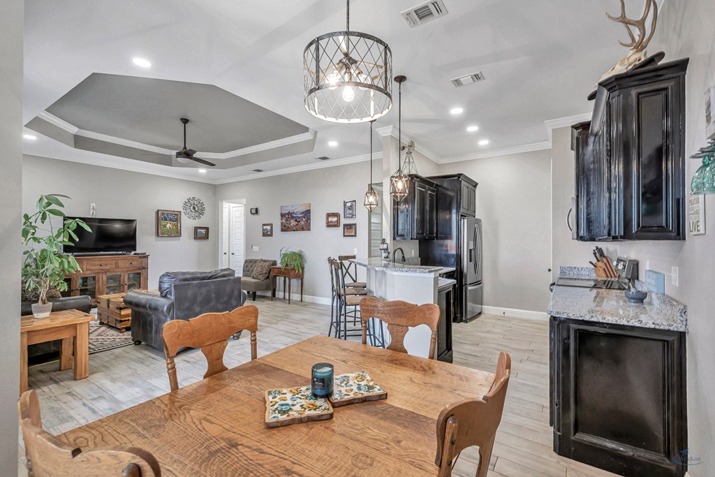 2432 S County Rd 1040