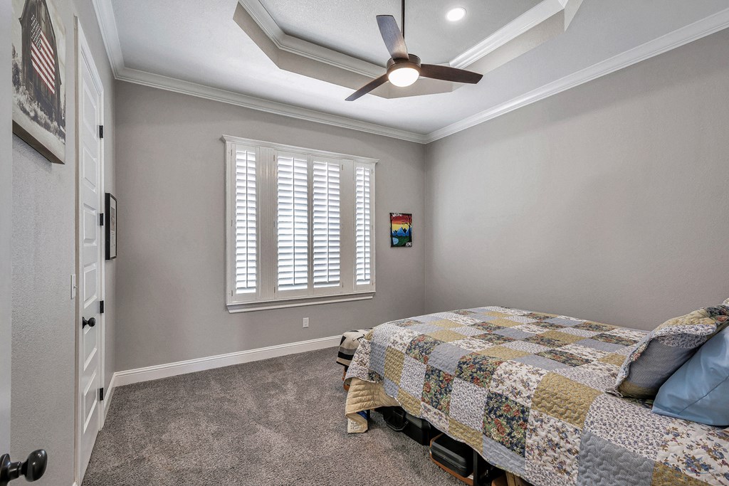 2432 S County Rd 1040