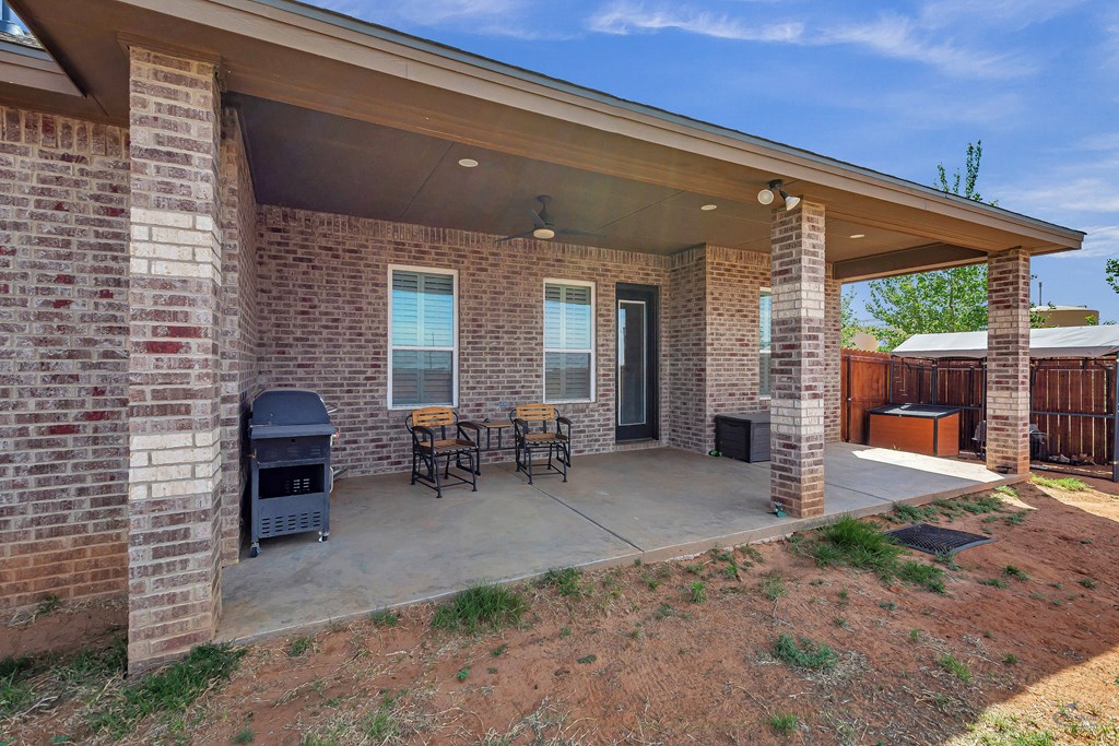 2432 S County Rd 1040