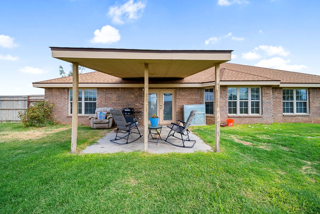 1213 N County Rd 1084