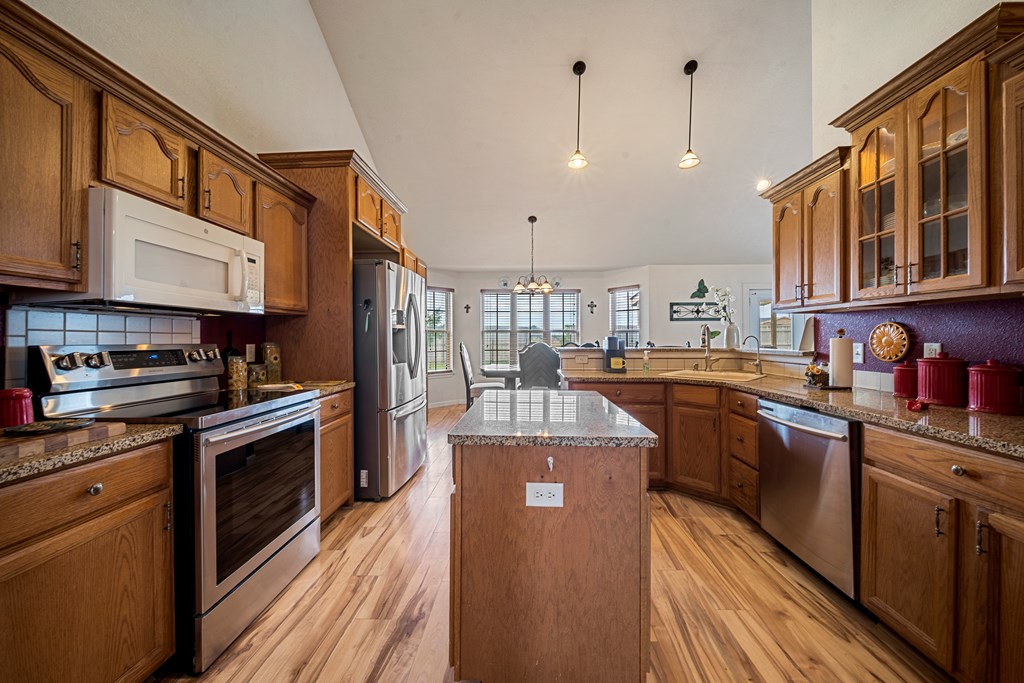 1213 N County Rd 1084