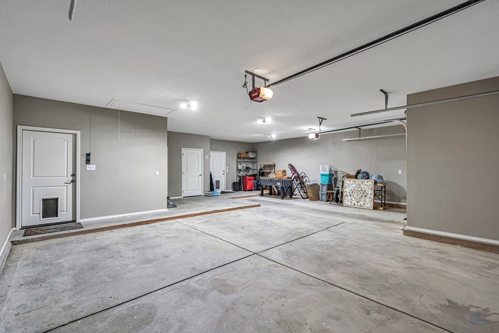 5611 S County Rd 1214