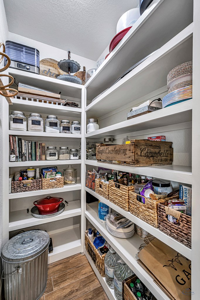 5611 S County Rd 1214