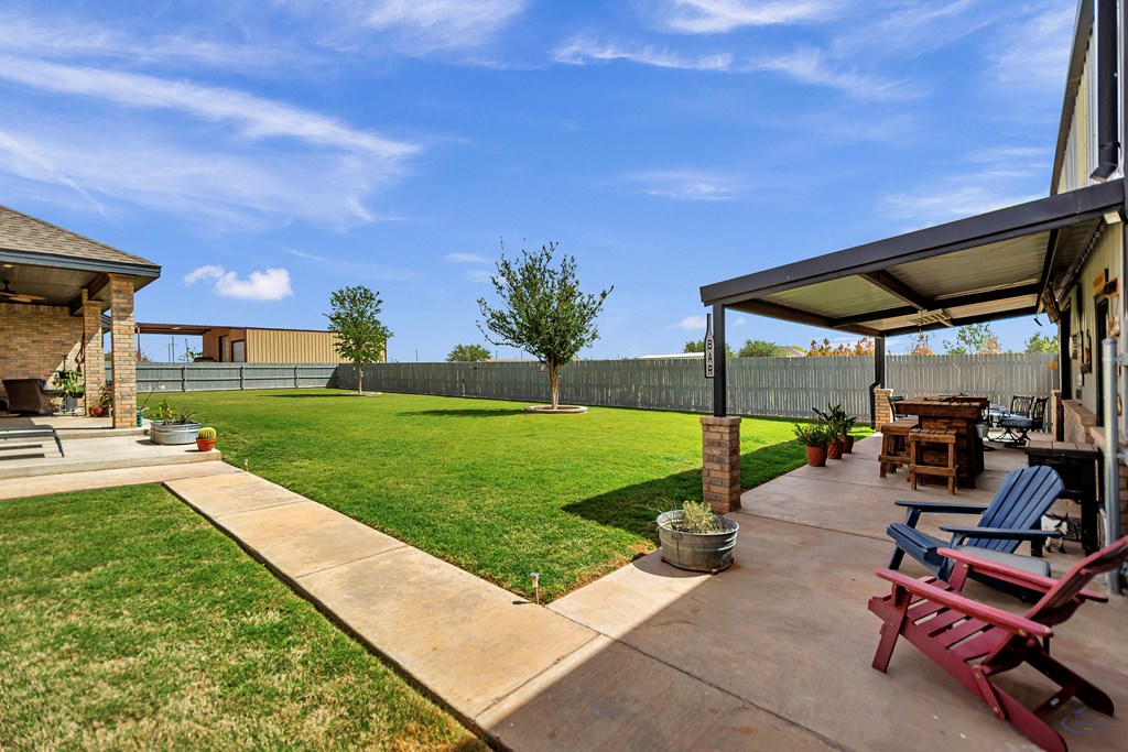 5611 S County Rd 1214