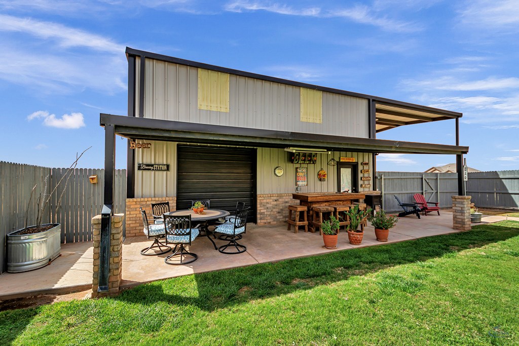 5611 S County Rd 1214